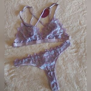 🌺 NWT Avid Love Bralette & Thong Set